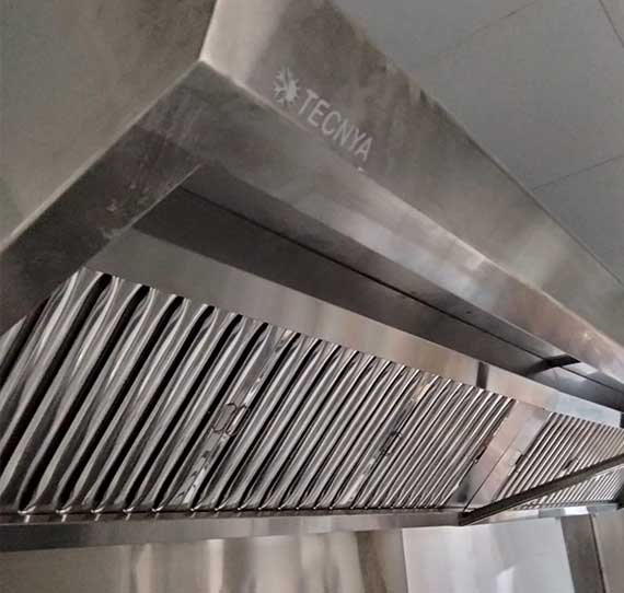 extractor de humos profesional para cocinas de la marca Tecnya