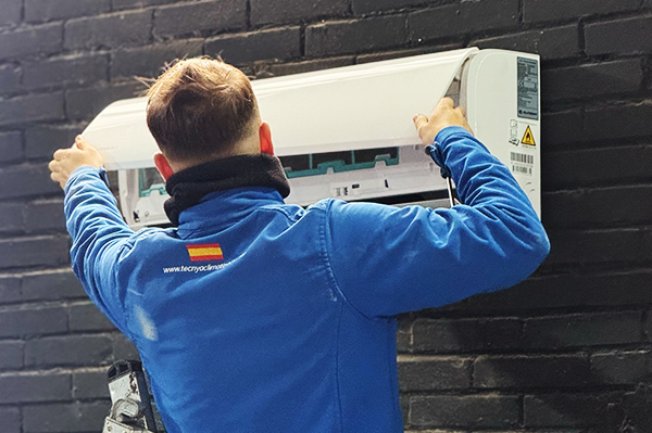 Mantenimiento-de-aire-acondicionado